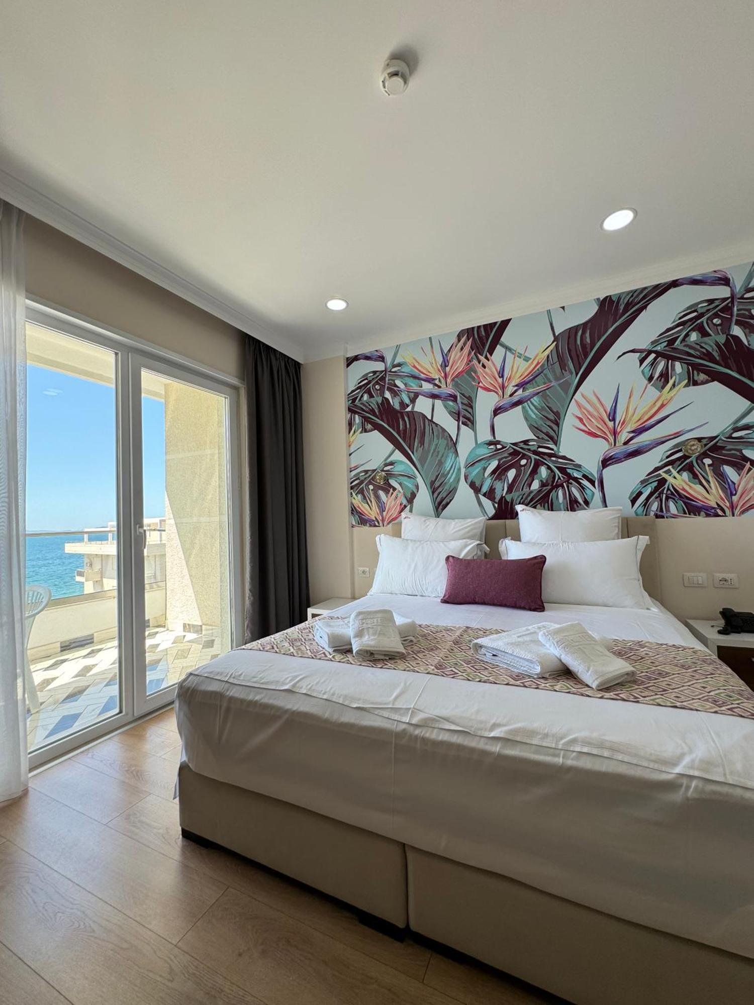 Vlorë Hotel Britania חדר תמונה