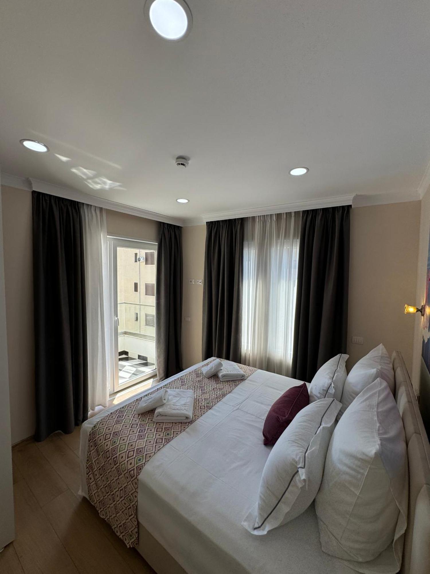 Vlorë Hotel Britania חדר תמונה