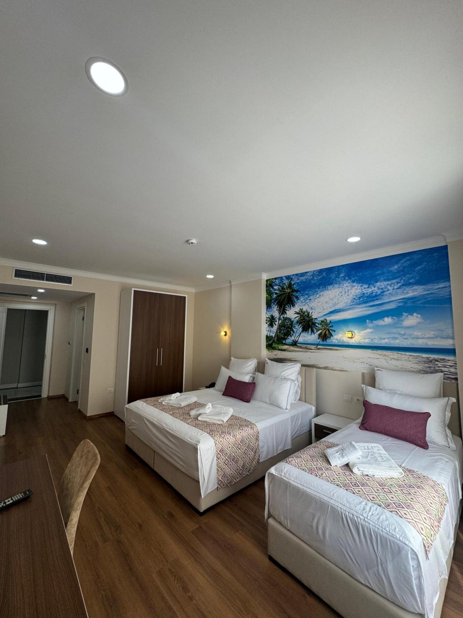 Vlorë Hotel Britania חדר תמונה