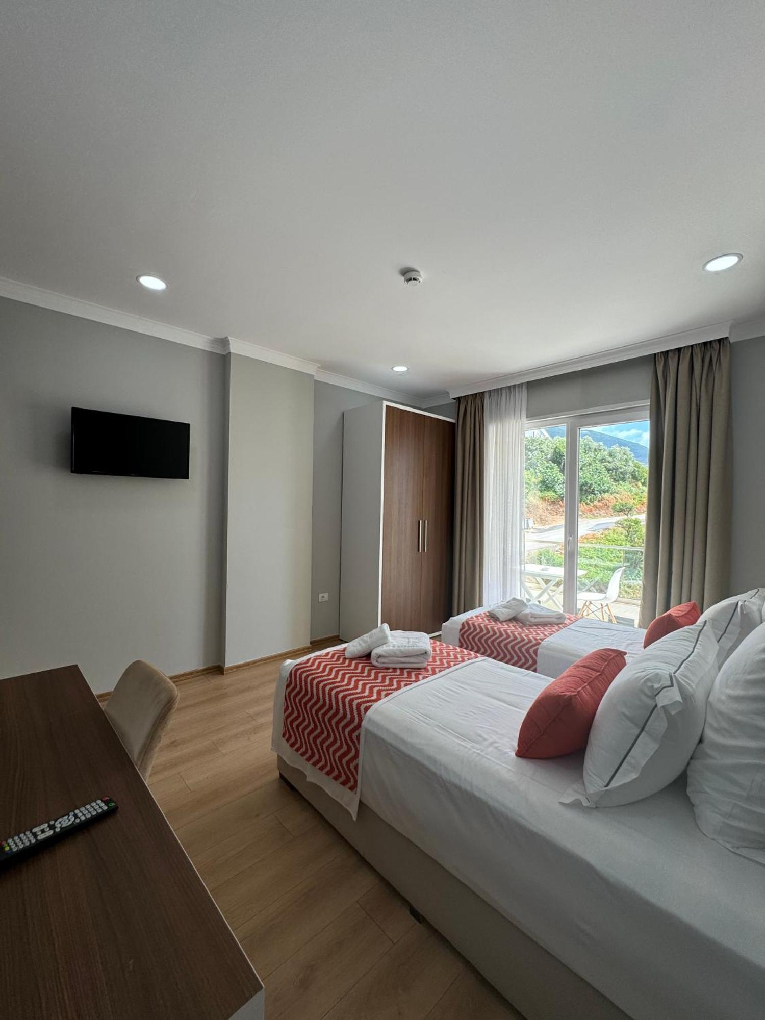 Vlorë Hotel Britania חדר תמונה