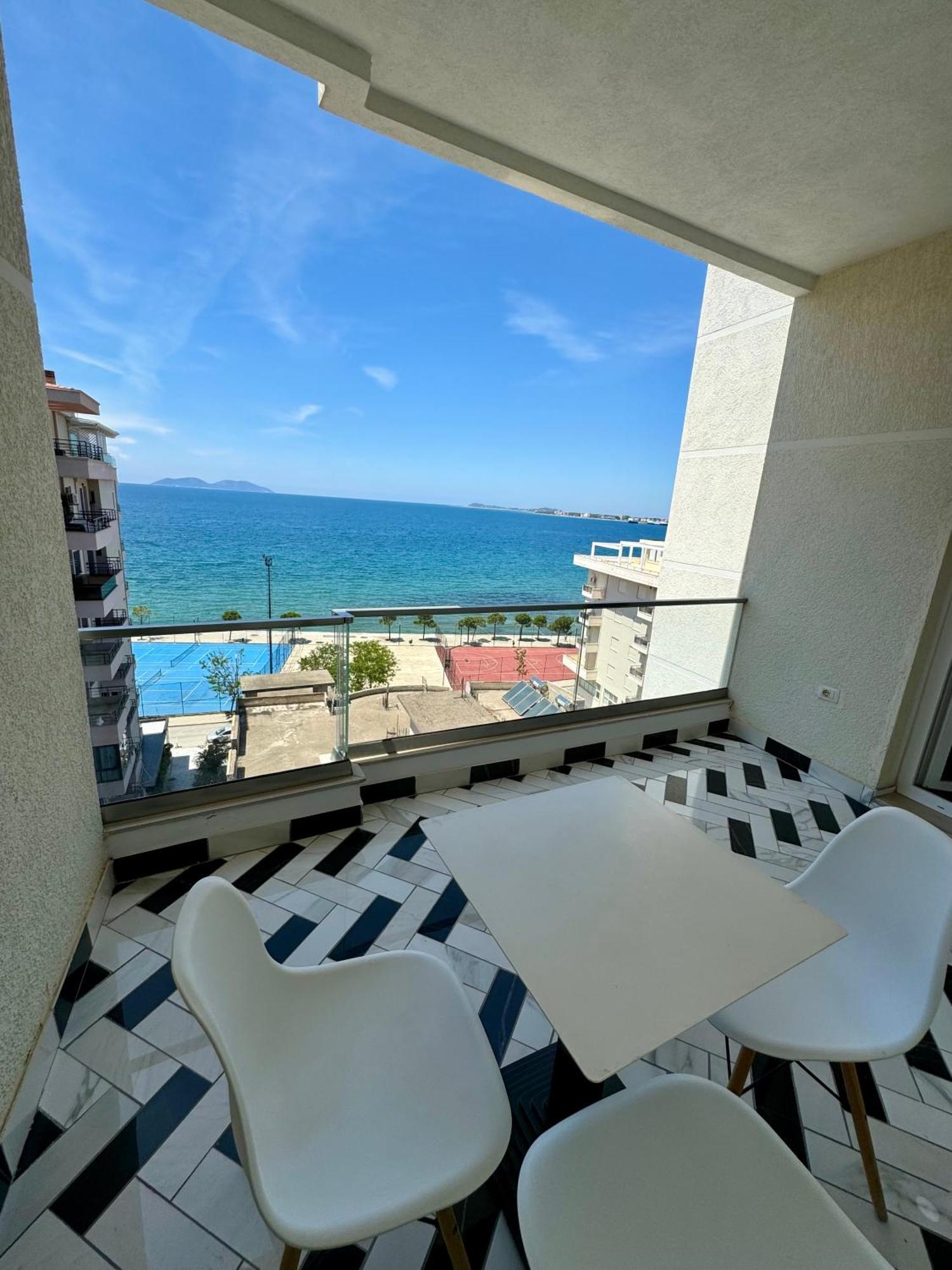 Vlorë Hotel Britania מראה חיצוני תמונה