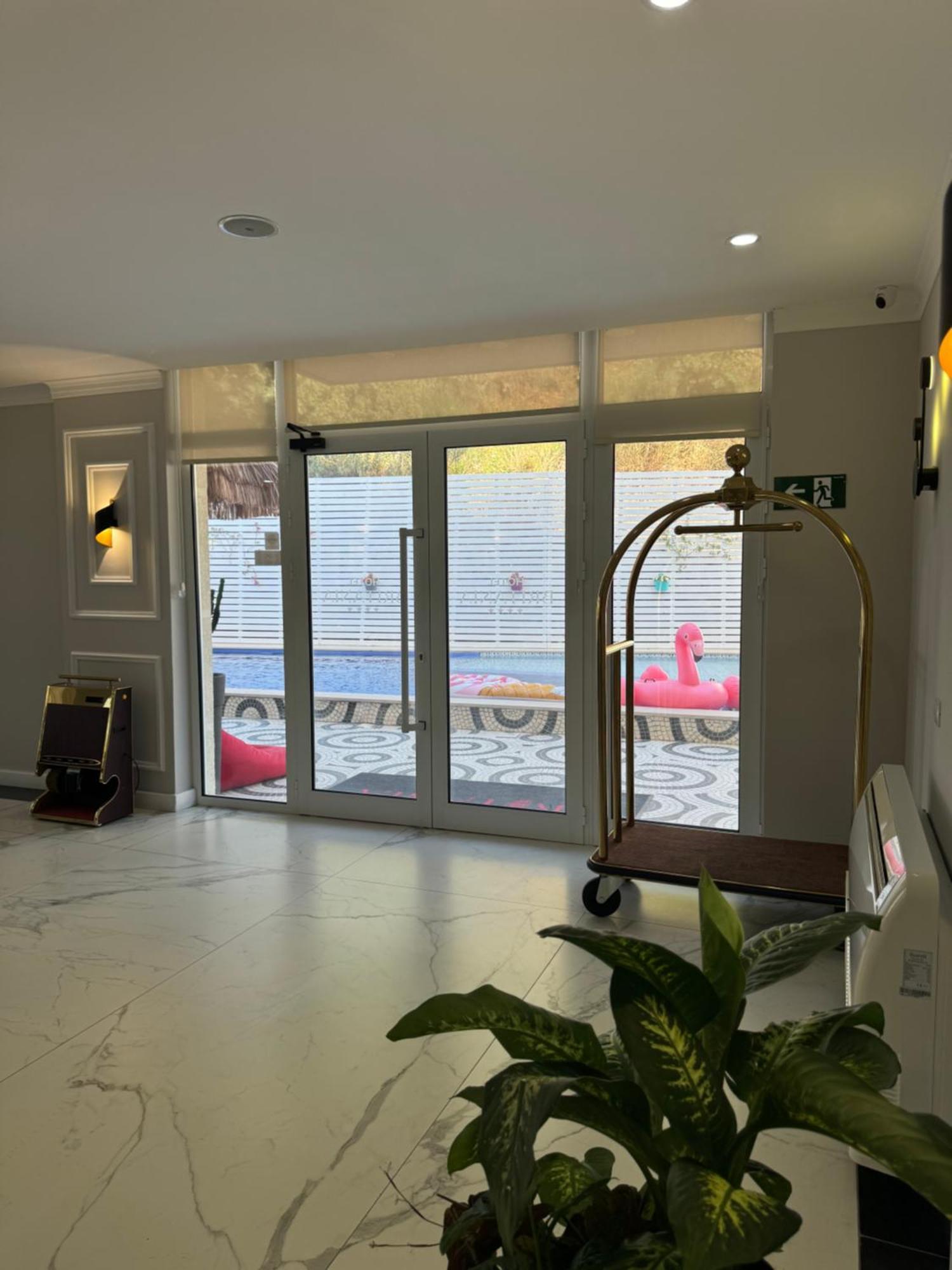 Vlorë Hotel Britania מראה חיצוני תמונה