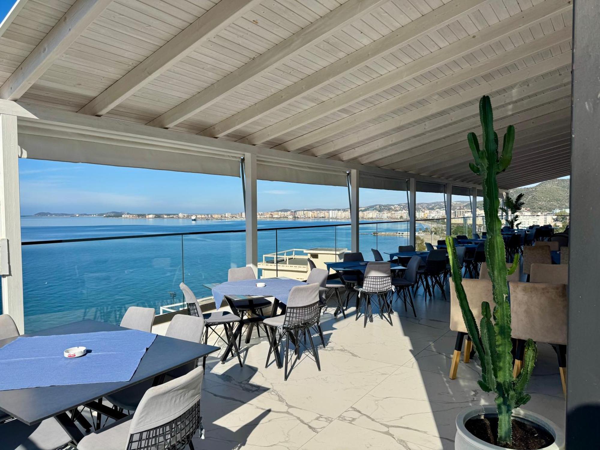 Vlorë Hotel Britania מראה חיצוני תמונה